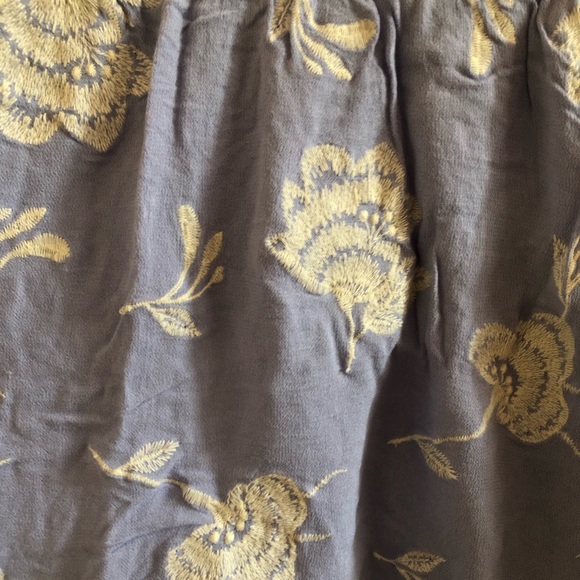 Embroidered top - Picture 4 of 4